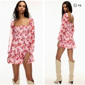 Aritzia Wilfred Tempest Mini Dress in Poetic Pink Floral. Size medium.